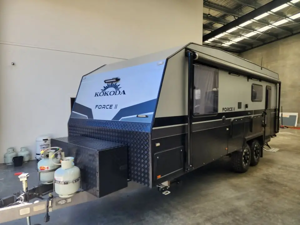 Designed for travellers who want to explore without compromise, this caravan is fully equipped for extended touring, free camping, and family getaways. Built tough for Australian conditions, the Kokoda delivers exceptional towing stability, quality craftsmanship, and a luxury interior that feels like a home away from home.
